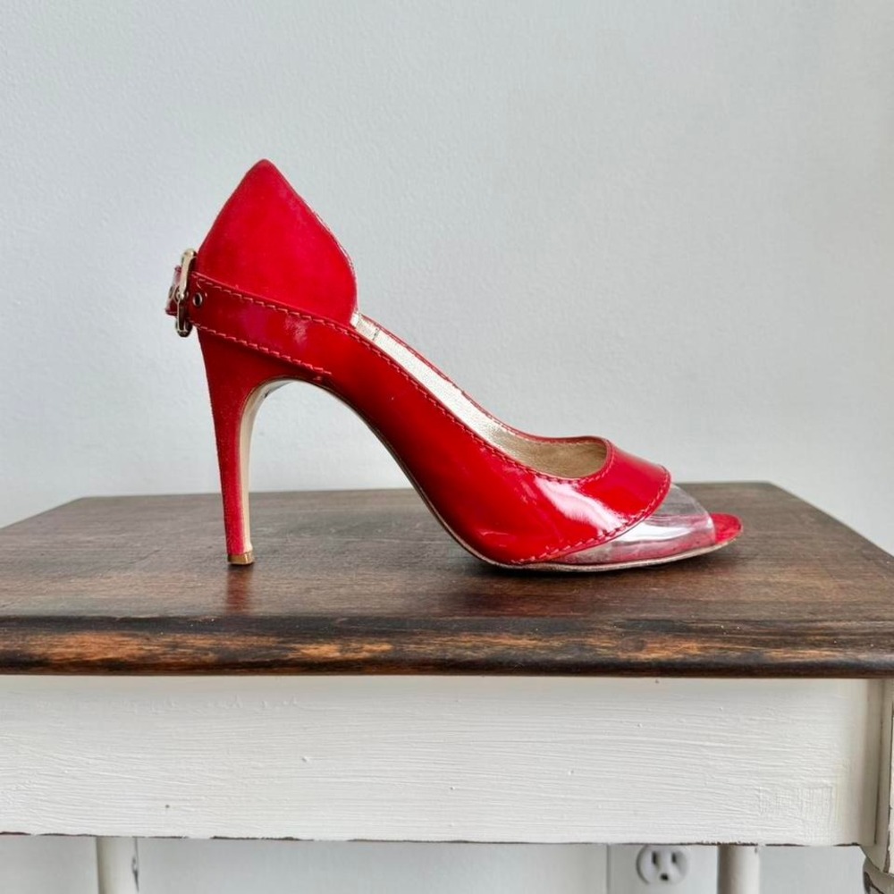 Italian‎ designer red pattern leather heels gold buckle size 39 peeptoe euro